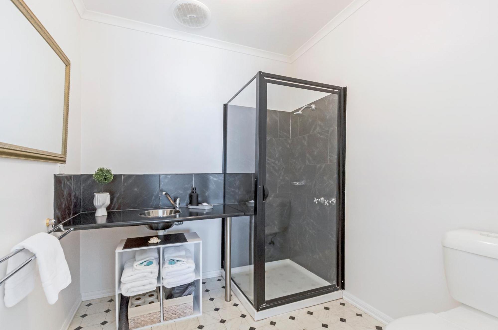 Clifftop Apartments Portland Vic Exterior foto